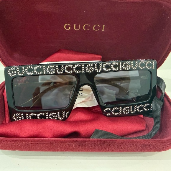 Gucci Black Sunglasses with Crystal Accents - Picture 6 of 6